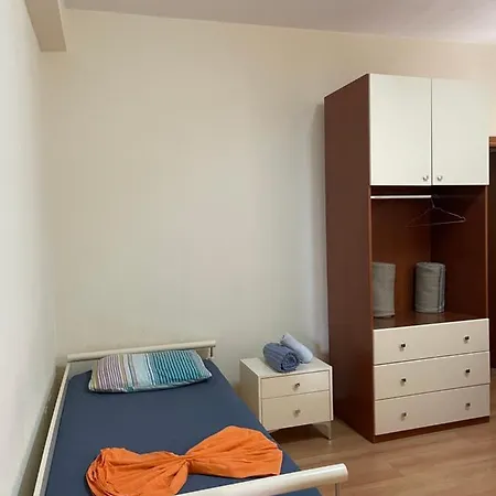 Et Apartamento Tirana